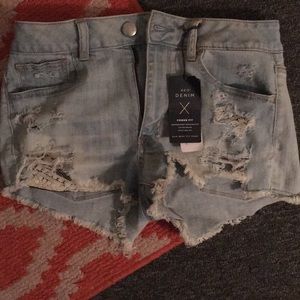 American Eagle Hi-Rise Shortie